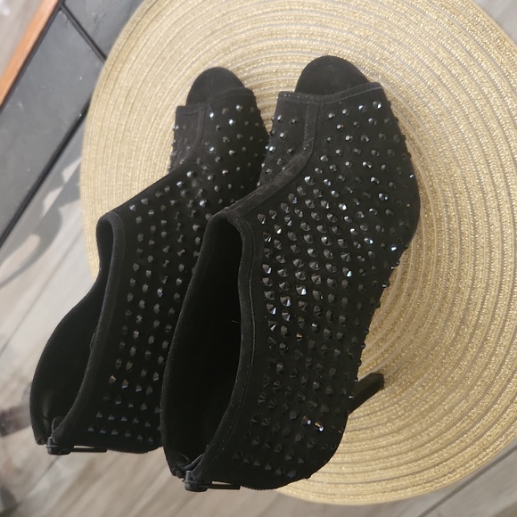 Michael Kors Dani Black Suede Open Toe heels Size 8.5 - Picture 2 of 5